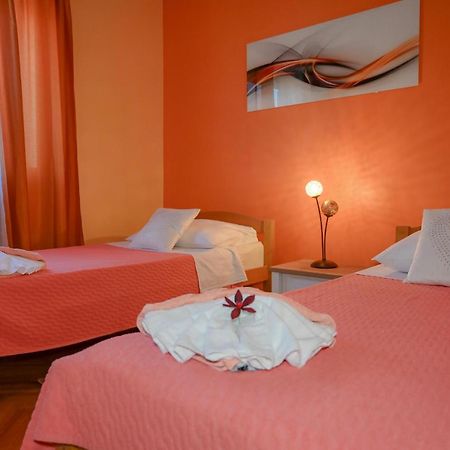 Apartment Damir Trogir Exterior photo