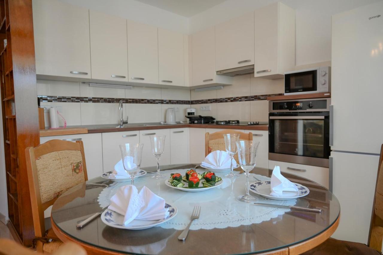Apartment Damir Trogir Exterior photo